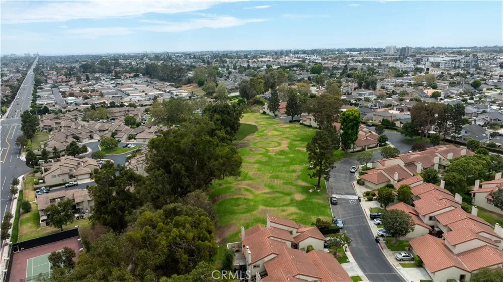 8402 Sunbeam Cir Huntington Beach, CA 92646