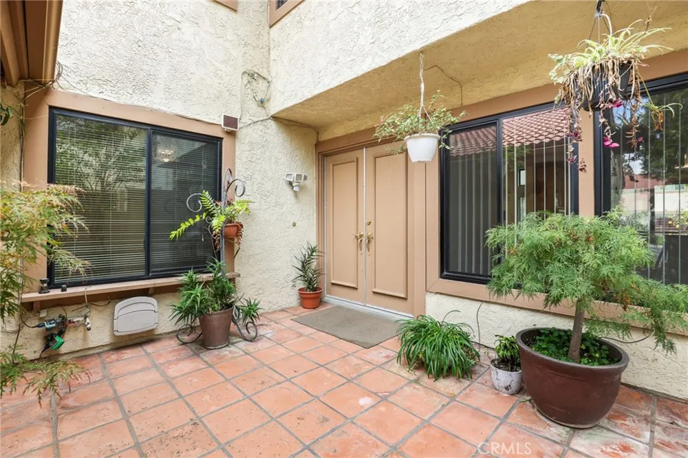 8402 Sunbeam Cir Huntington Beach, CA 92646