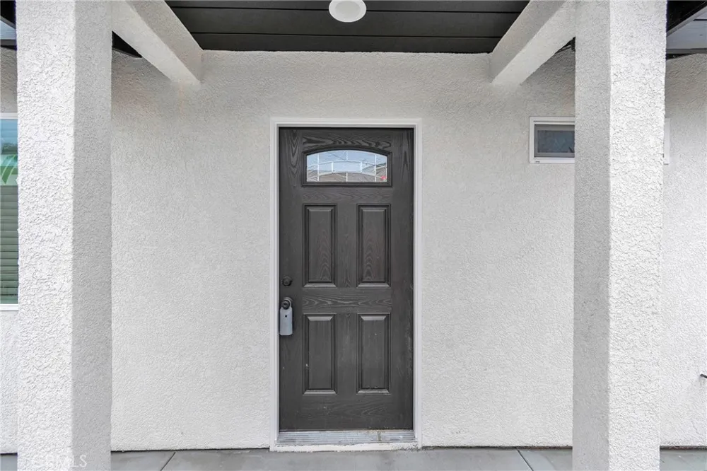 5646 Deodar #B Montclair, CA 91763
