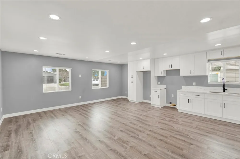 5646 Deodar #B Montclair, CA 91763