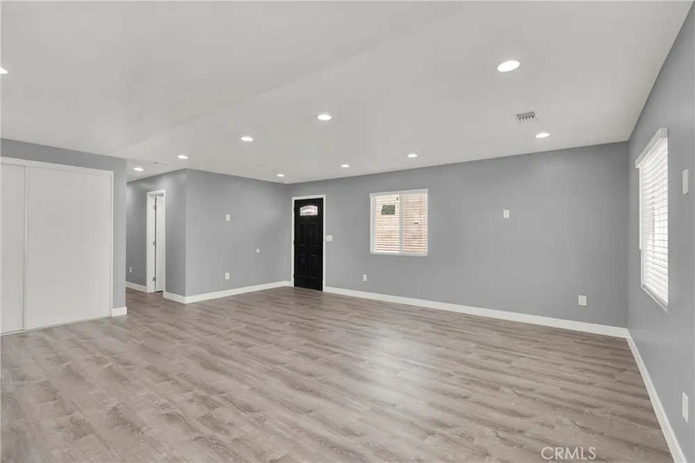 5646 Deodar #B Montclair, CA 91763