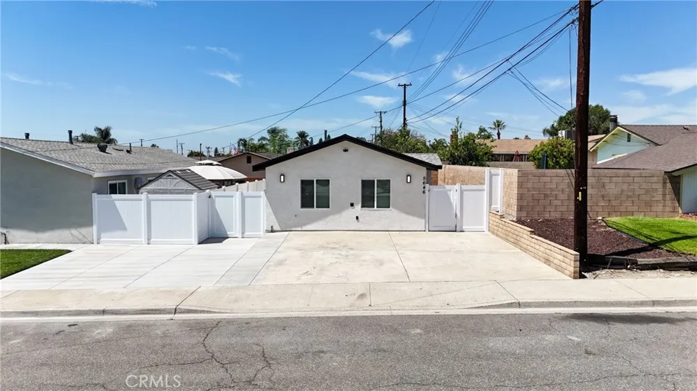 5646 Deodar #B Montclair, CA 91763