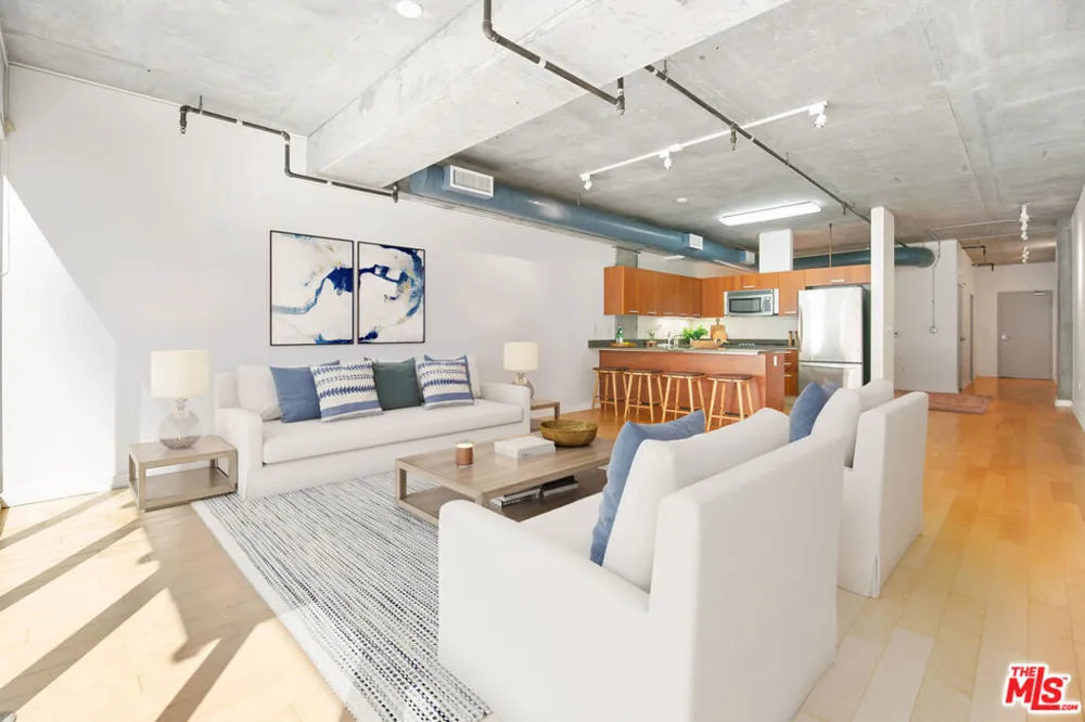 645 W 9th Street #237 Los Angeles, CA 90015
