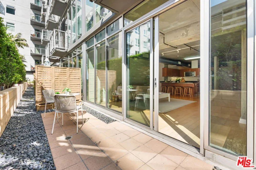 645 W 9th Street #237 Los Angeles, CA 90015