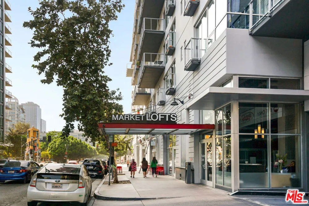 645 W 9th Street #237 Los Angeles, CA 90015