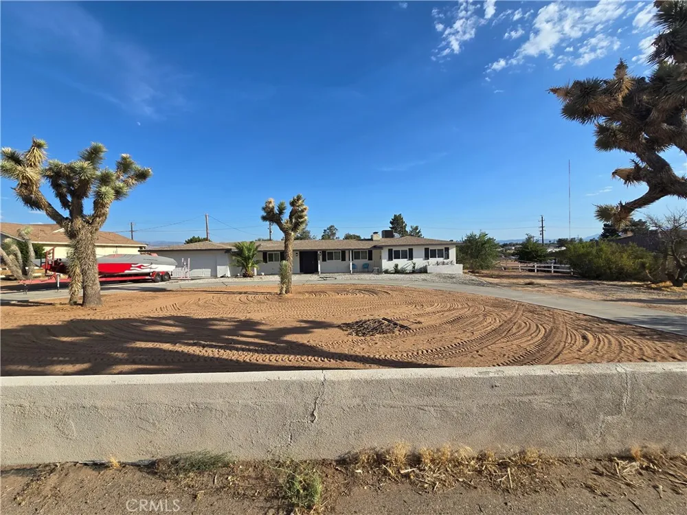 20157 Chickasaw Apple Valley, CA 92307