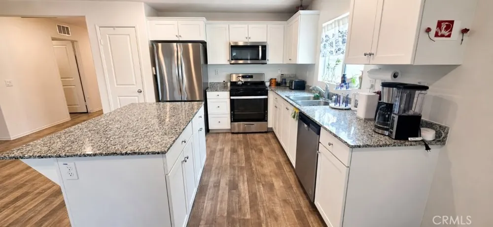 377 White Gate San Jacinto, CA 92583