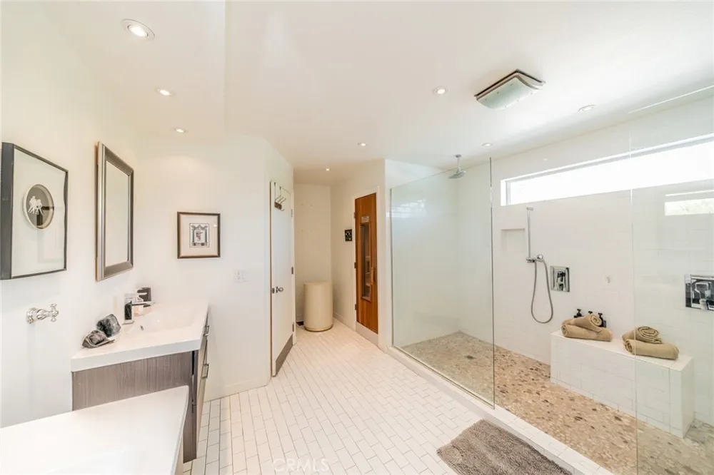 1600 E Palm Tree Drive Palm Springs, CA 92264