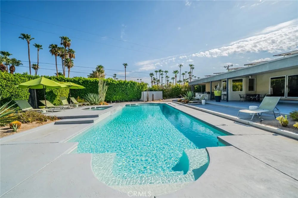 1600 E Palm Tree Drive Palm Springs, CA 92264