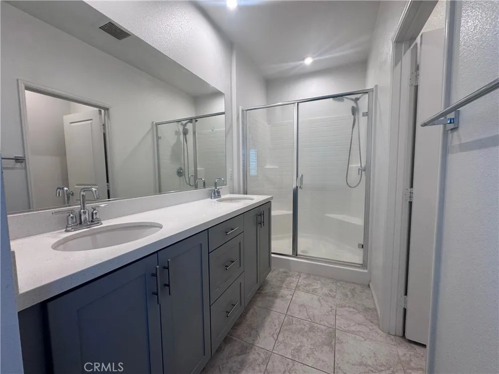 8141 Garden Park Chino, CA 91708