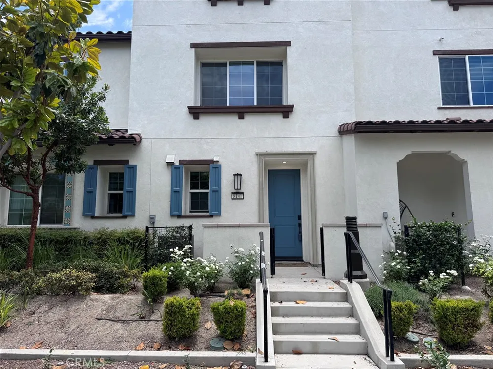 8141 Garden Park Chino, CA 91708