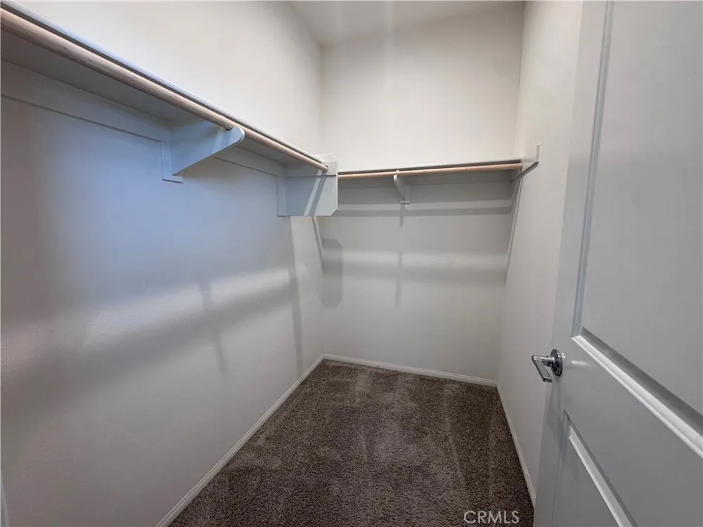 8141 Garden Park Chino, CA 91708