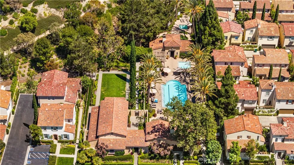22 Arborside Irvine, CA 92603