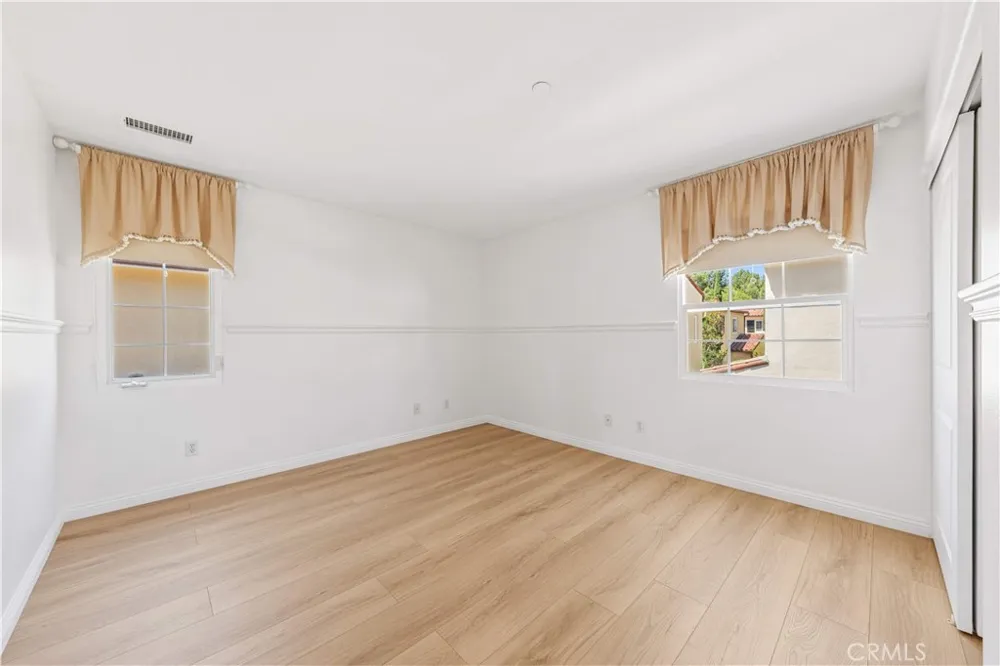 22 Arborside Irvine, CA 92603