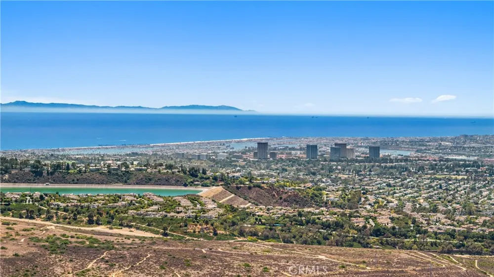 22 Arborside Irvine, CA 92603