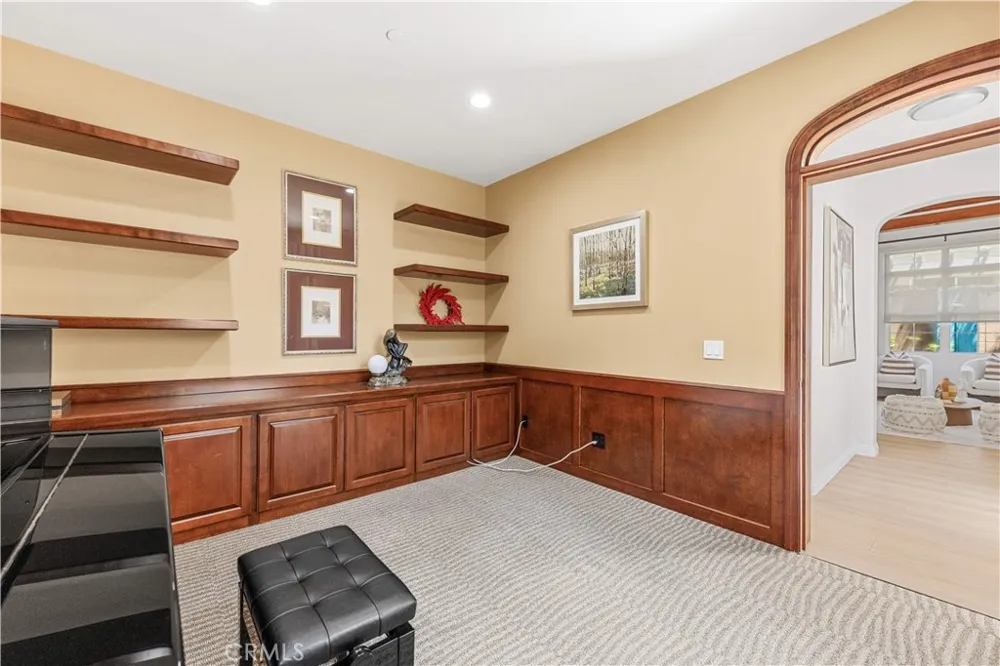 22 Arborside Irvine, CA 92603