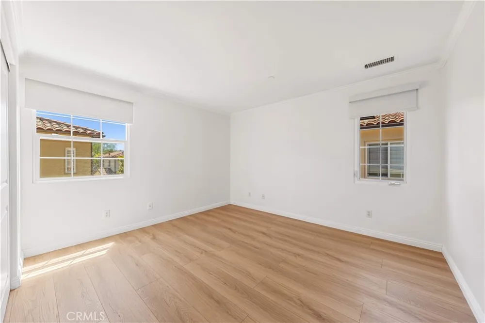 22 Arborside Irvine, CA 92603