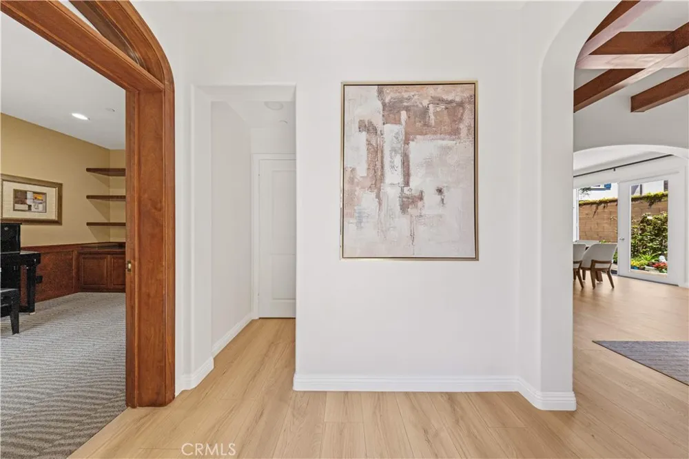 22 Arborside Irvine, CA 92603
