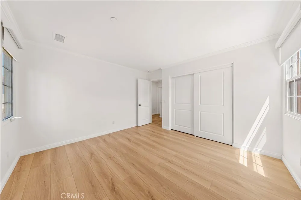 22 Arborside Irvine, CA 92603