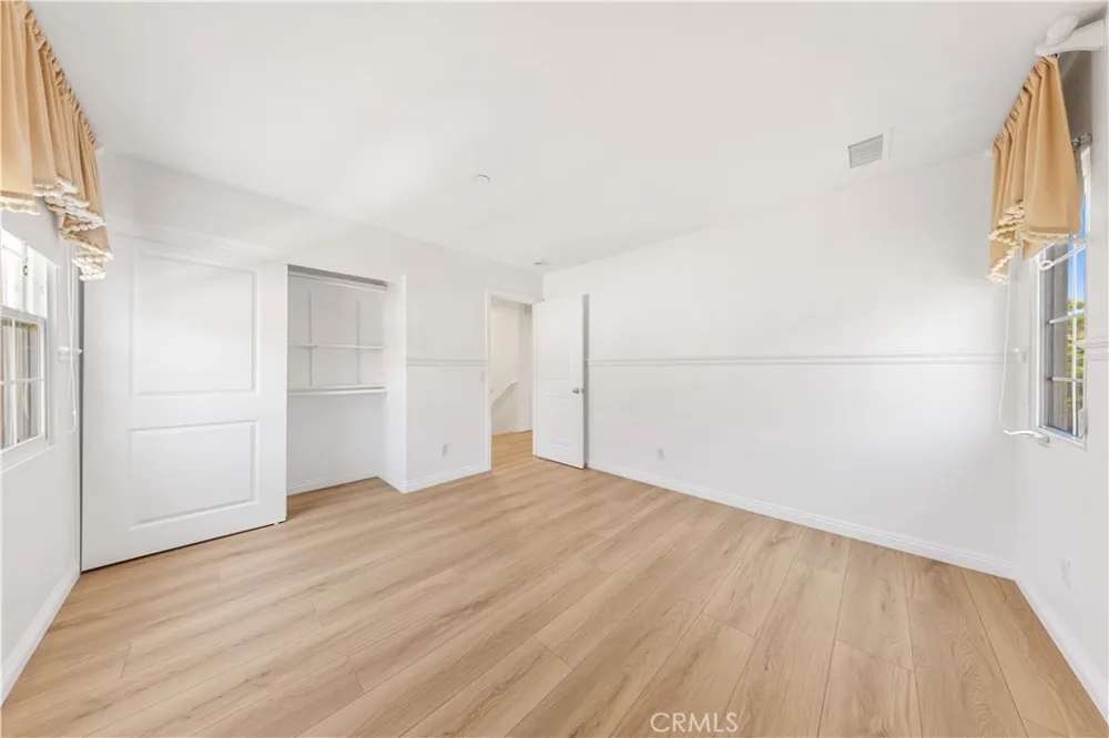 22 Arborside Irvine, CA 92603