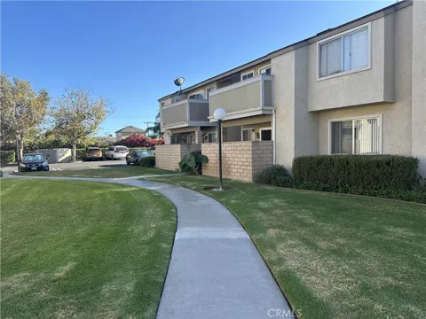8571 La Salle #49