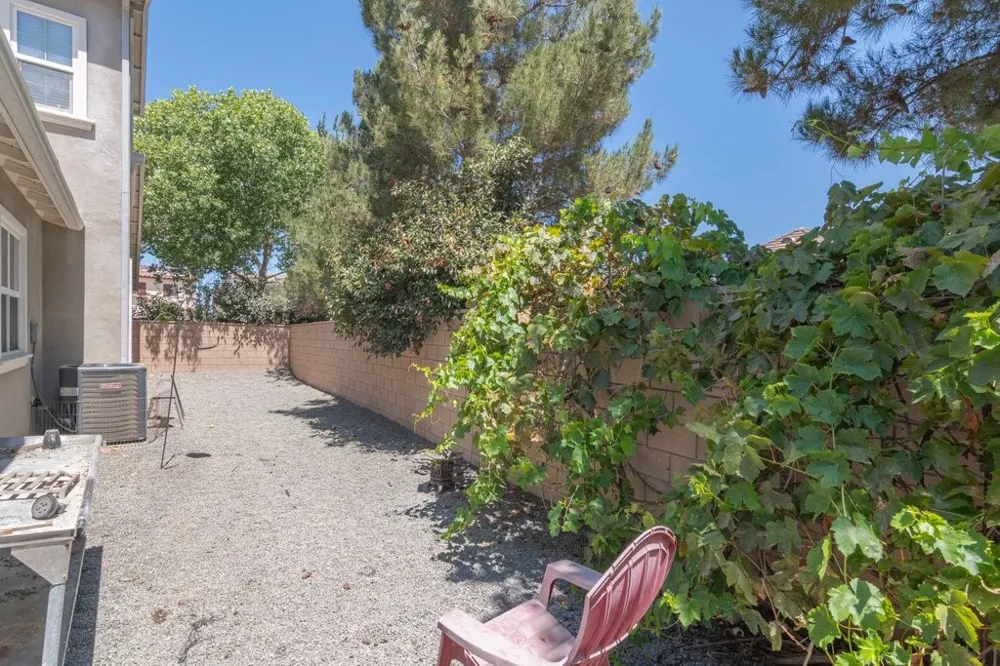 46236 Teton Temecula, CA 92592
