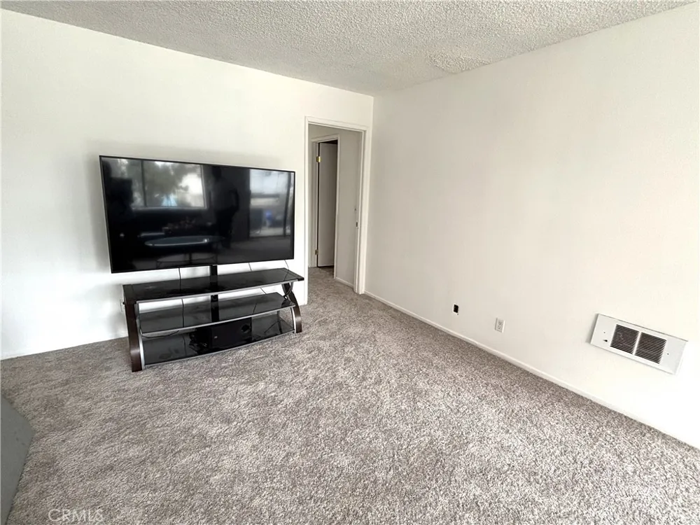 15000 Halldale Avenue #114 Gardena, CA 90247