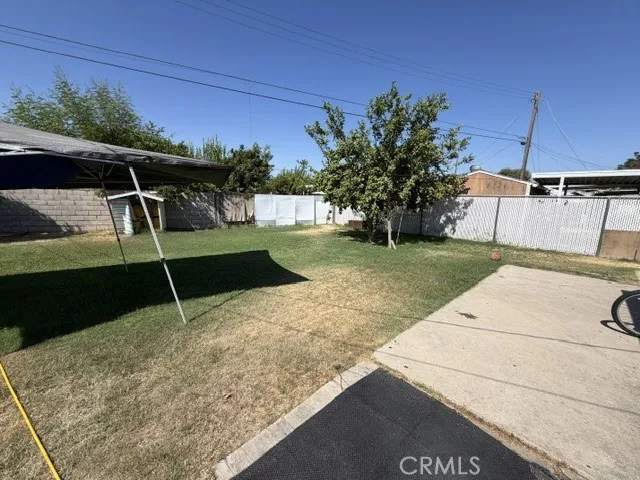 612 Townsley Bakersfield, CA 93304