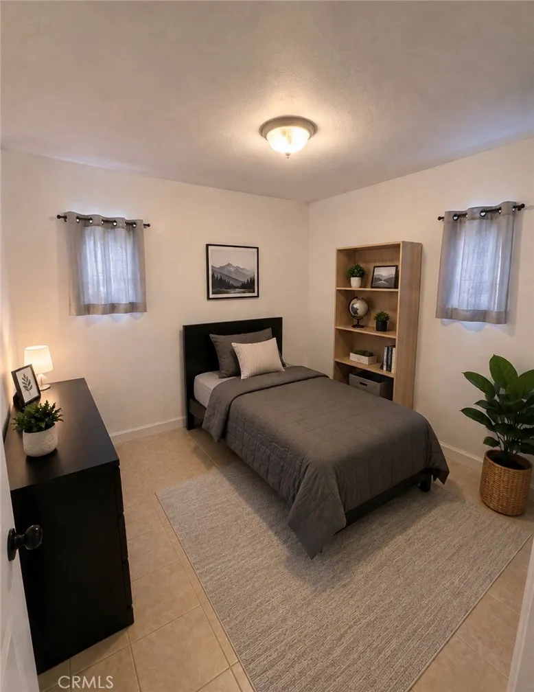 612 Townsley Bakersfield, CA 93304