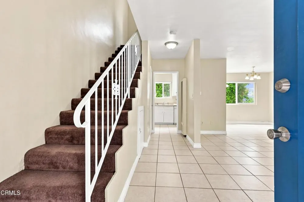 138 S Bryn Mawr Street #33 Ventura, CA 93003