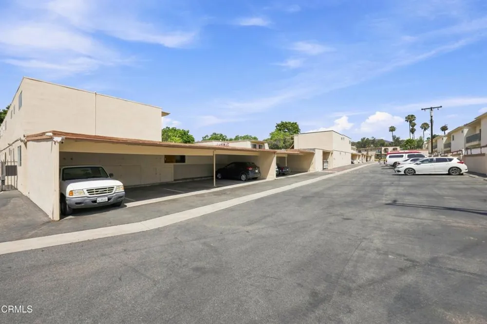 138 S Bryn Mawr Street #33 Ventura, CA 93003