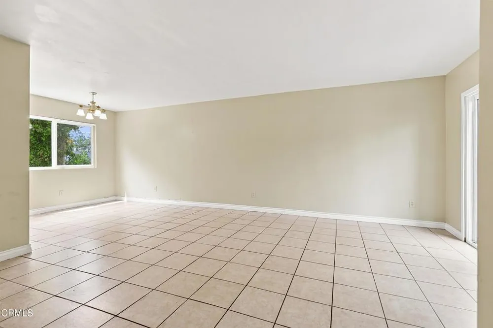 138 S Bryn Mawr Street #33 Ventura, CA 93003