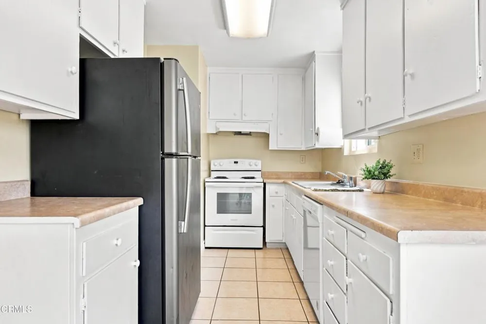138 S Bryn Mawr Street #33 Ventura, CA 93003