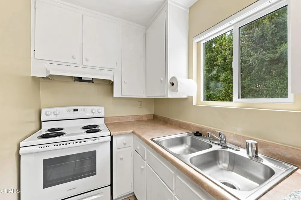 138 S Bryn Mawr Street #33 Ventura, CA 93003