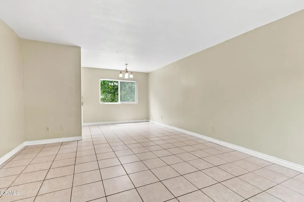 138 S Bryn Mawr Street #33 Ventura, CA 93003