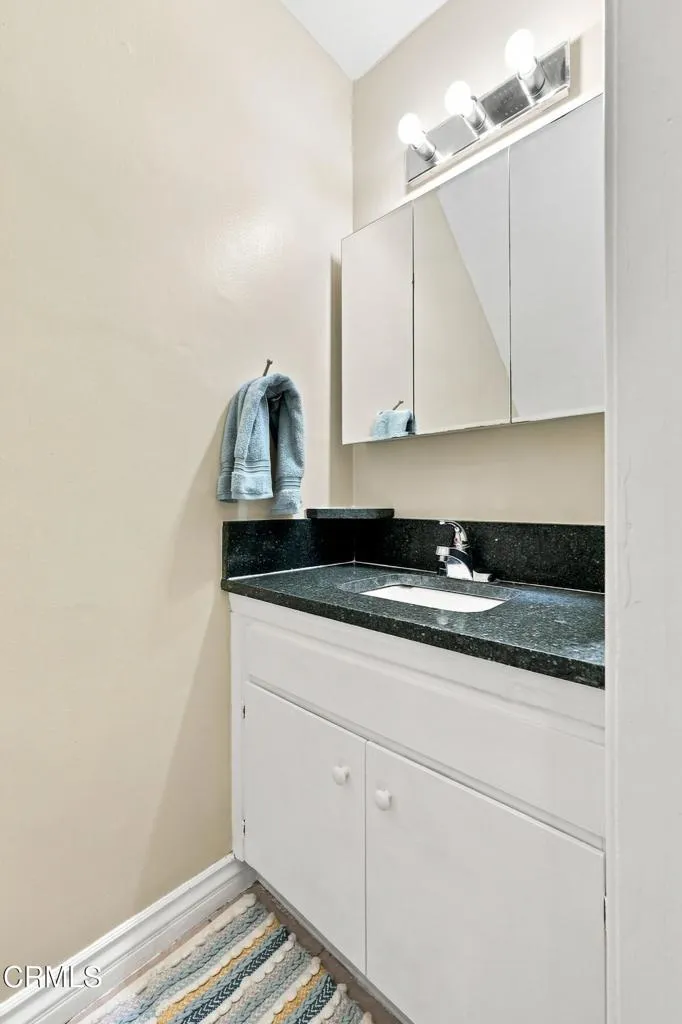 138 S Bryn Mawr Street #33 Ventura, CA 93003