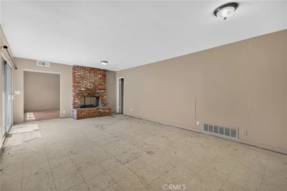 206 E Fig Monrovia, CA 91016