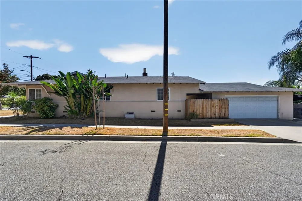 206 E Fig Monrovia, CA 91016