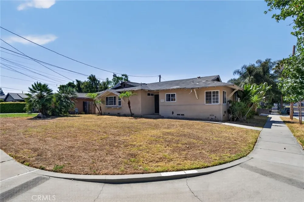 206 E Fig Monrovia, CA 91016
