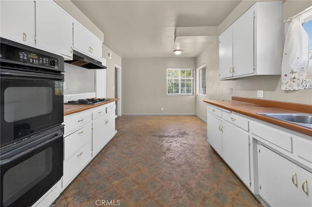 206 E Fig Monrovia, CA 91016