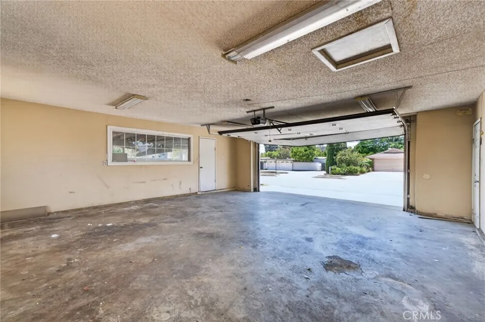 206 E Fig Monrovia, CA 91016