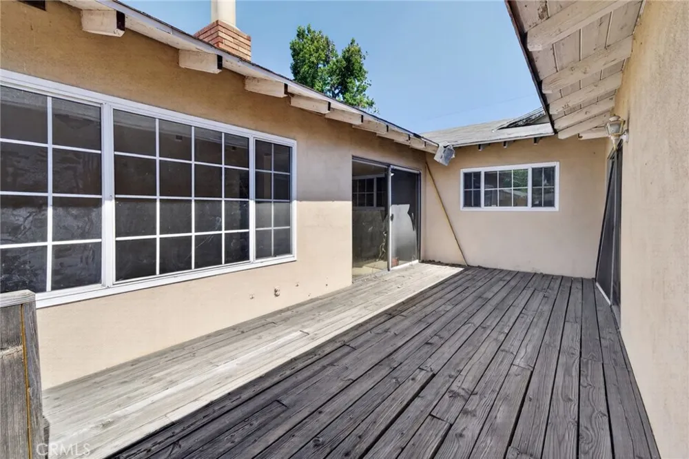 206 E Fig Monrovia, CA 91016