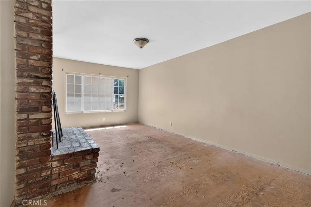 206 E Fig Monrovia, CA 91016