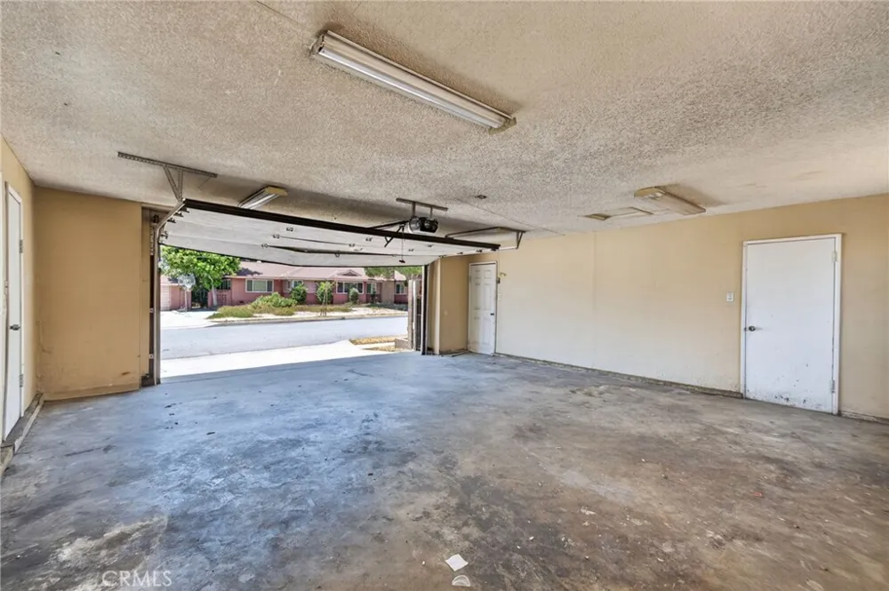 206 E Fig Monrovia, CA 91016