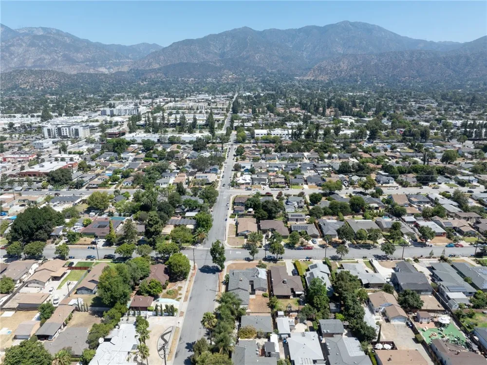 206 E Fig Monrovia, CA 91016