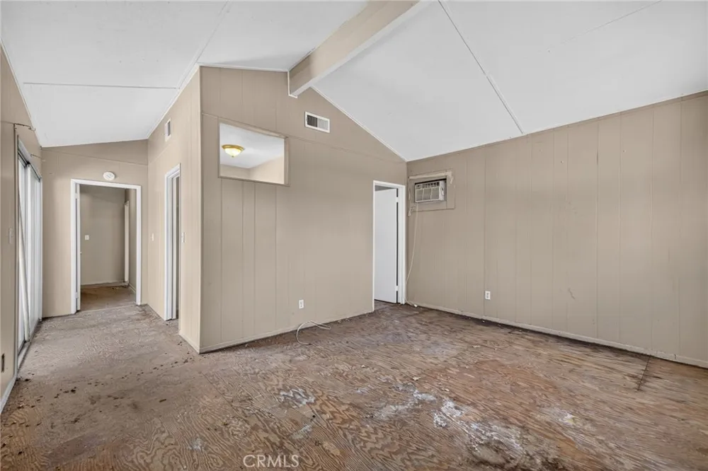 206 E Fig Monrovia, CA 91016