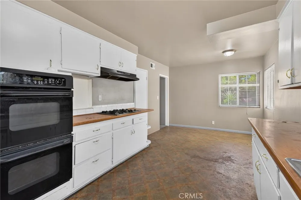 206 E Fig Monrovia, CA 91016