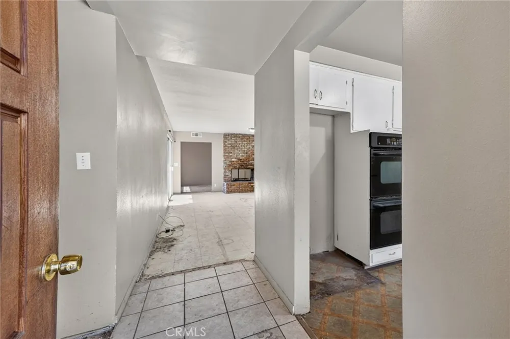 206 E Fig Monrovia, CA 91016