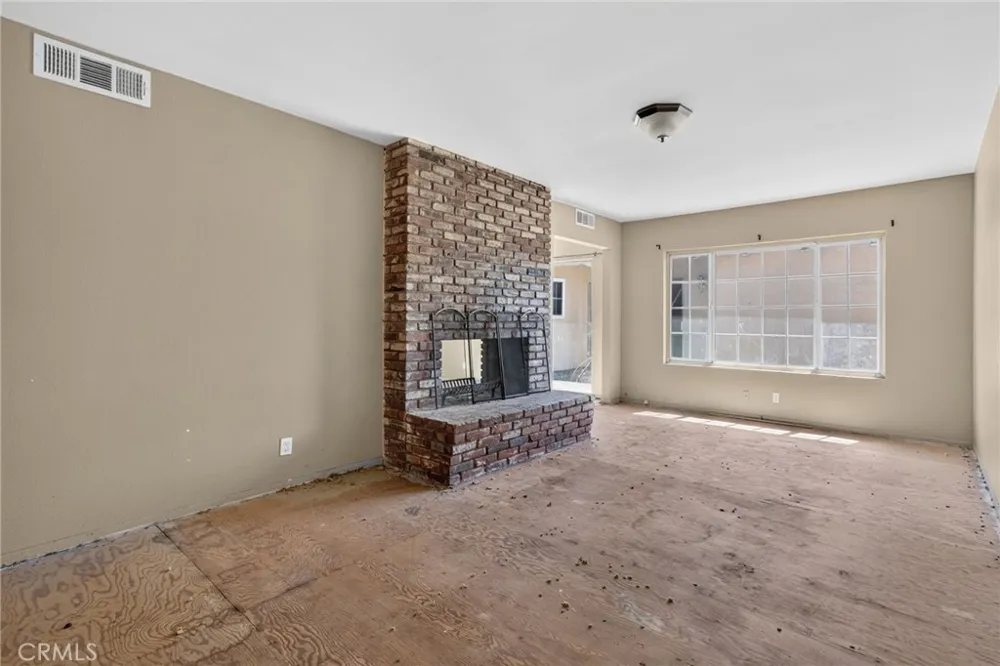 206 E Fig Monrovia, CA 91016