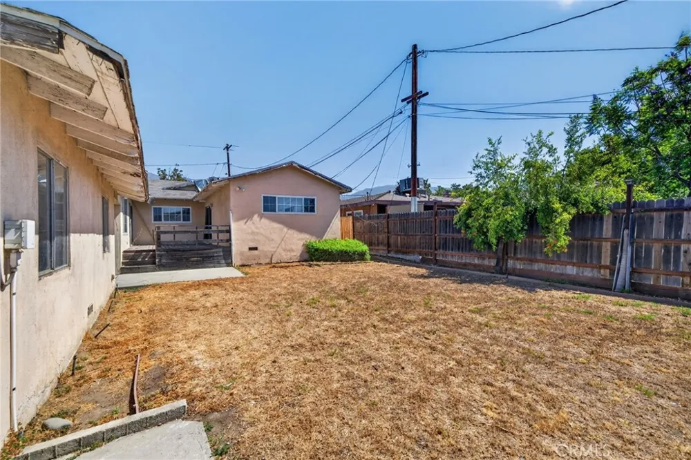 206 E Fig Monrovia, CA 91016